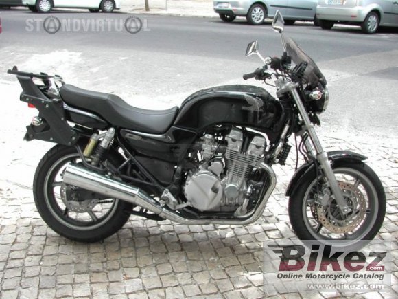 1995 Honda CB 750 Seven-Fifty photo